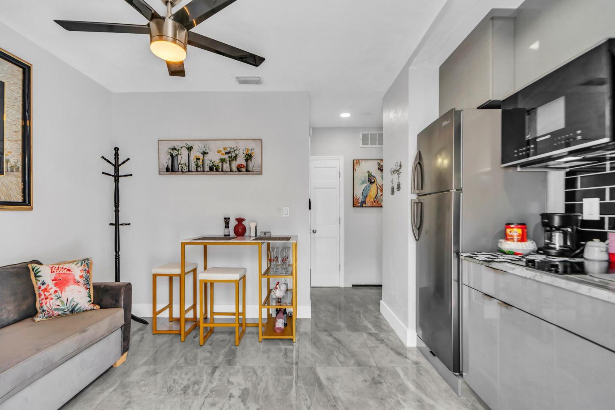 Little Gables Studio-Your Miami Escape-10Min Airport 외부 사진